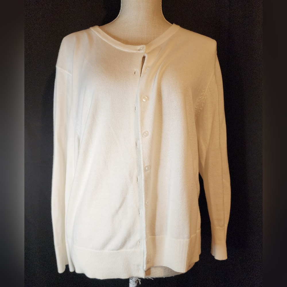 Gap XL White Button Up Cardigan